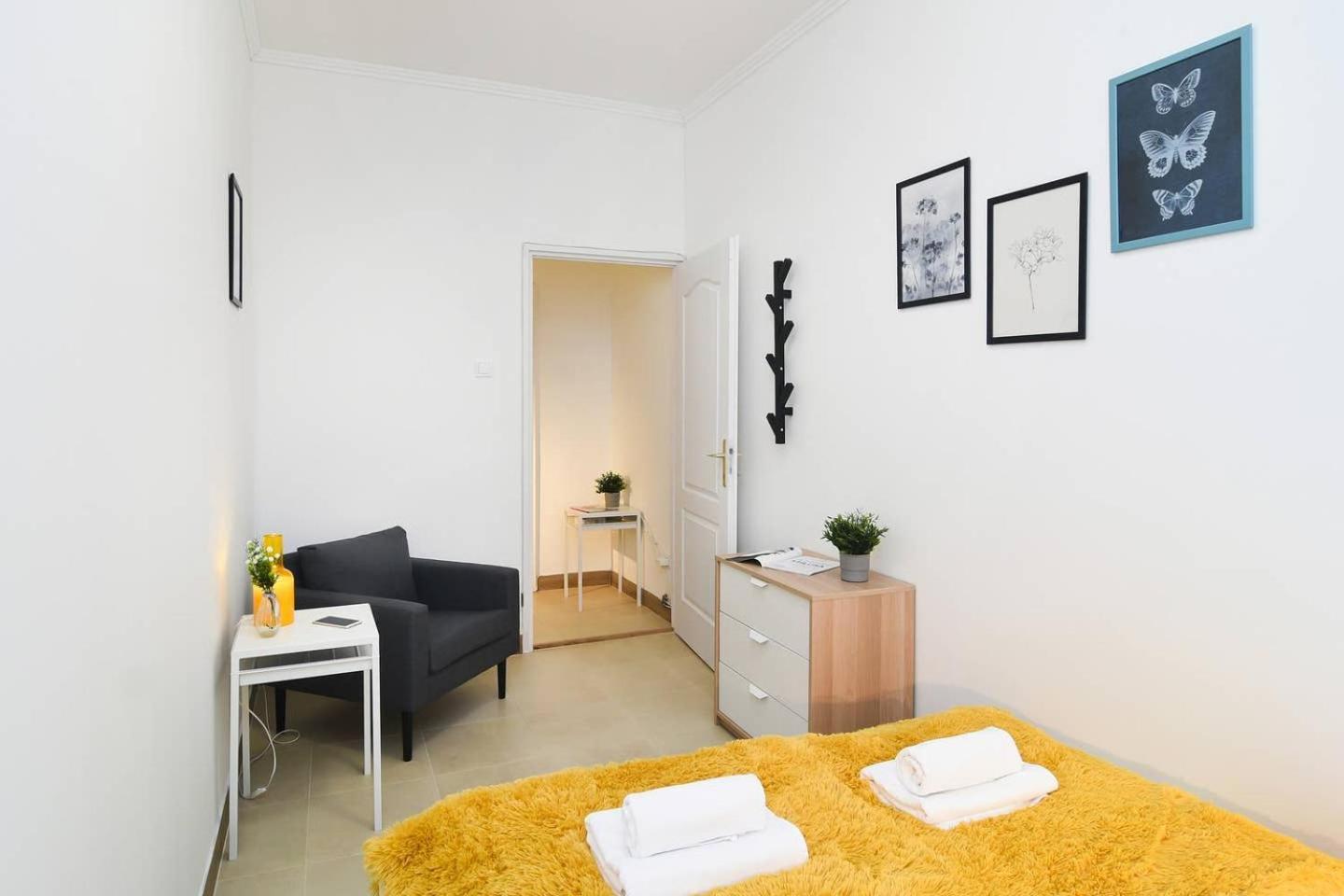 Very Central Apartment Close To Basilica Budapest Exterior foto